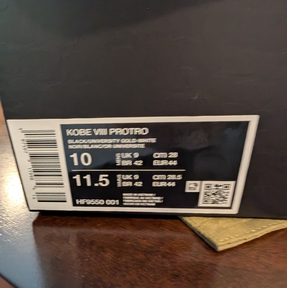 Nike Kobe VIII Protro Black and Gold Athletic Shoes 'Lakers Away'
